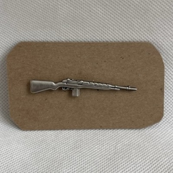 Vintage M14 Rifle Hat Silver Lapel Pin Military Collectible Very Good Condition - Picture 2 of 3